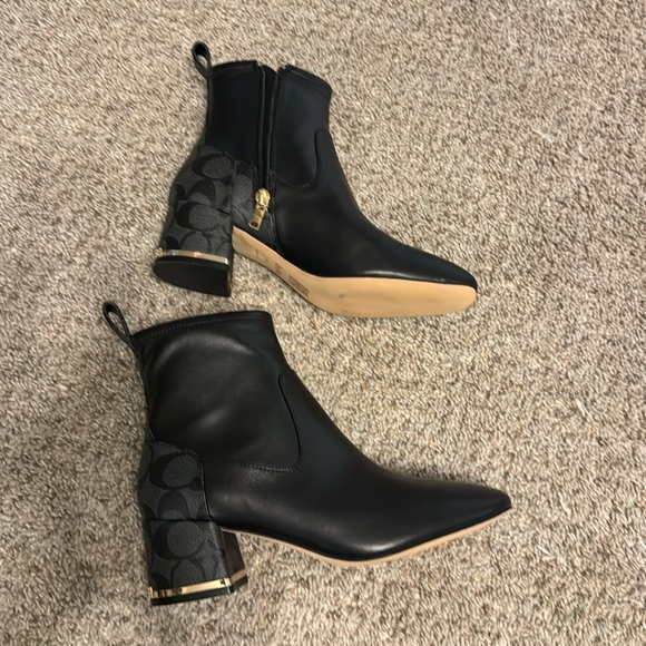 Coach Leather Nala bootie, leather and Signature coated canvas Block heel black - Picture 2 of 11